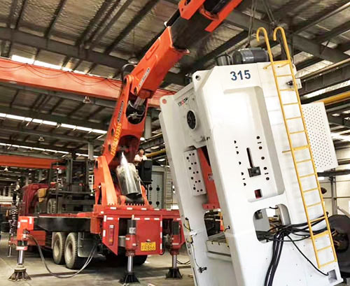 莱芜提升工作效率，选择优质折臂吊租赁服务